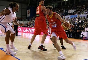 Spain Debuts Friendly Game With Win Over France 76-53